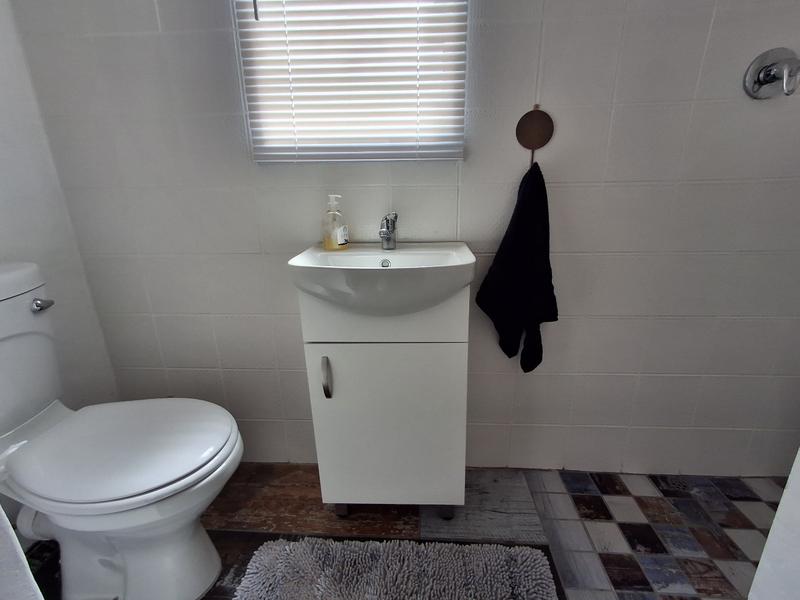 4 Bedroom Property for Sale in Duyker Eiland Western Cape